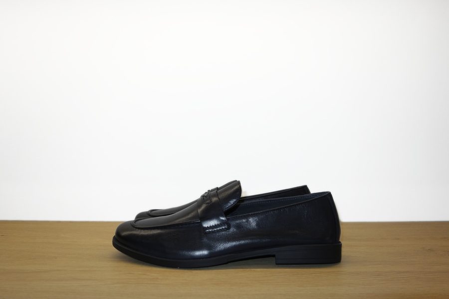 Mocassino Elio in pelle nera Alberto Guardiani uomo